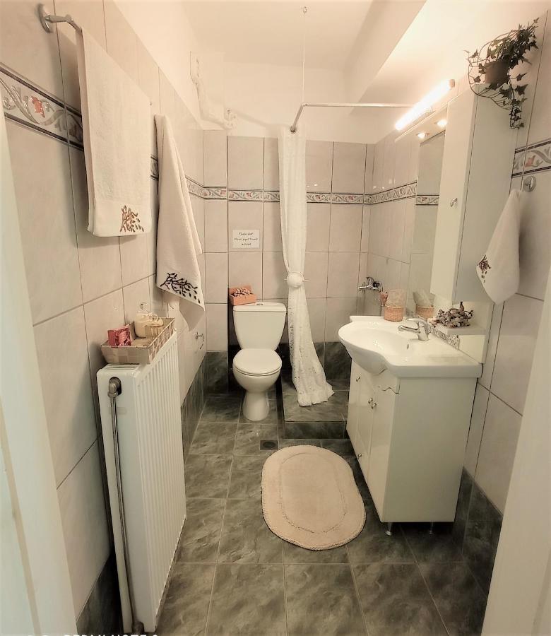 G Apartment In Agia Efimia Bagian luar foto